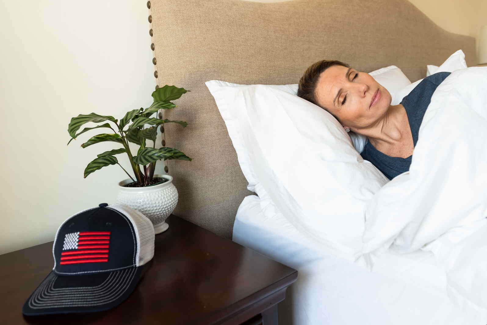 veteran sleeping soundly after using excite sleep apnea device